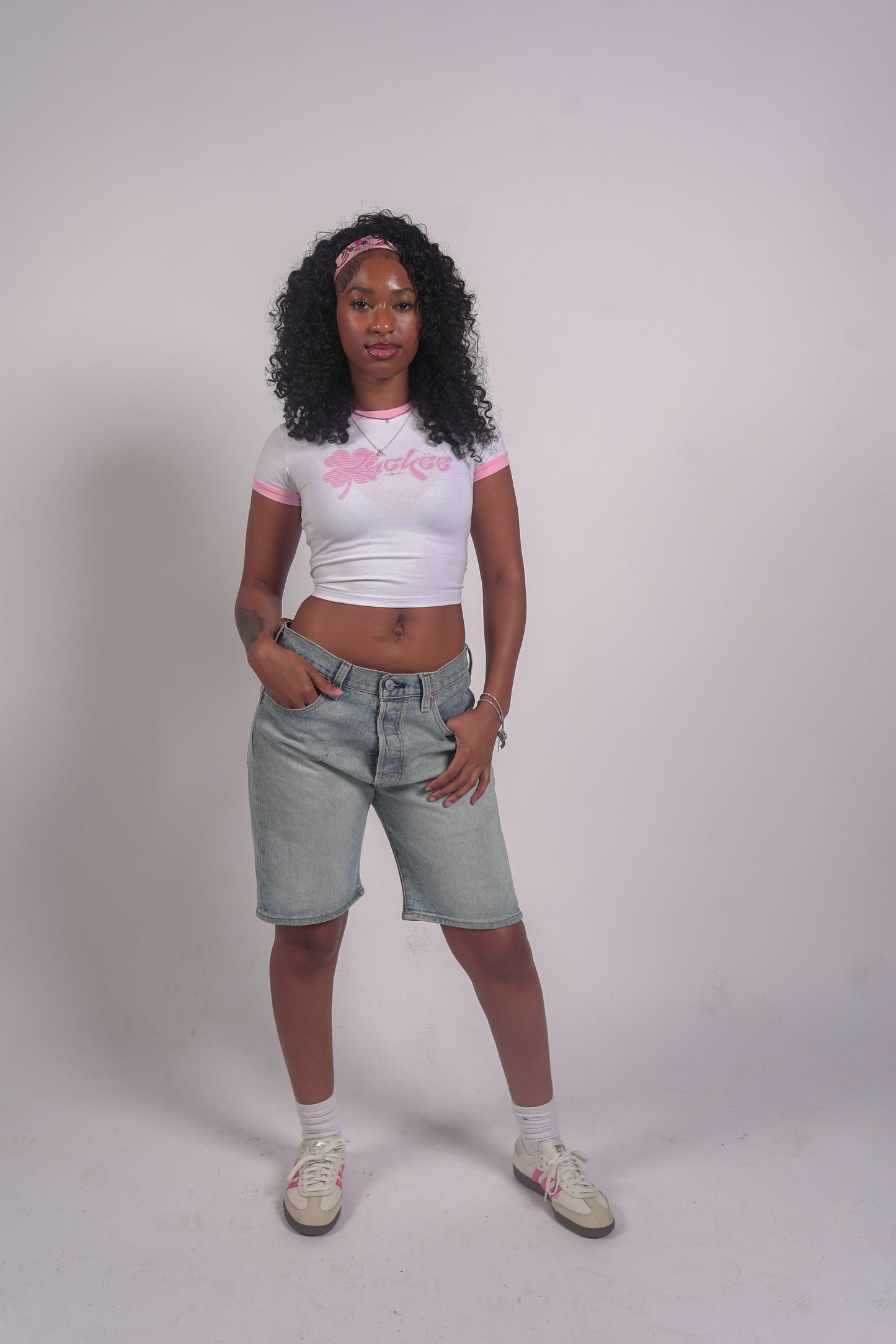 Luckee baby tee (bubble gum)